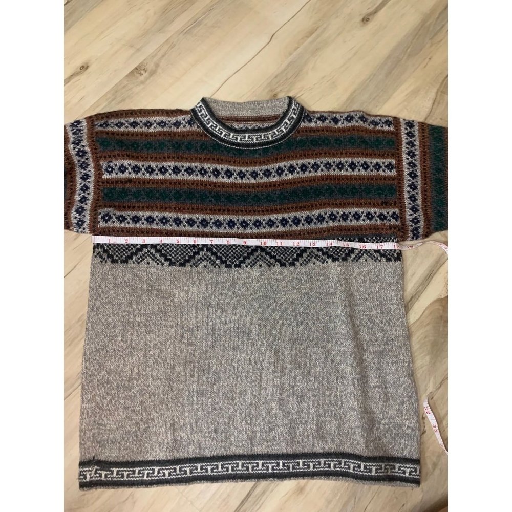 Sweater - Picture 2 of 5